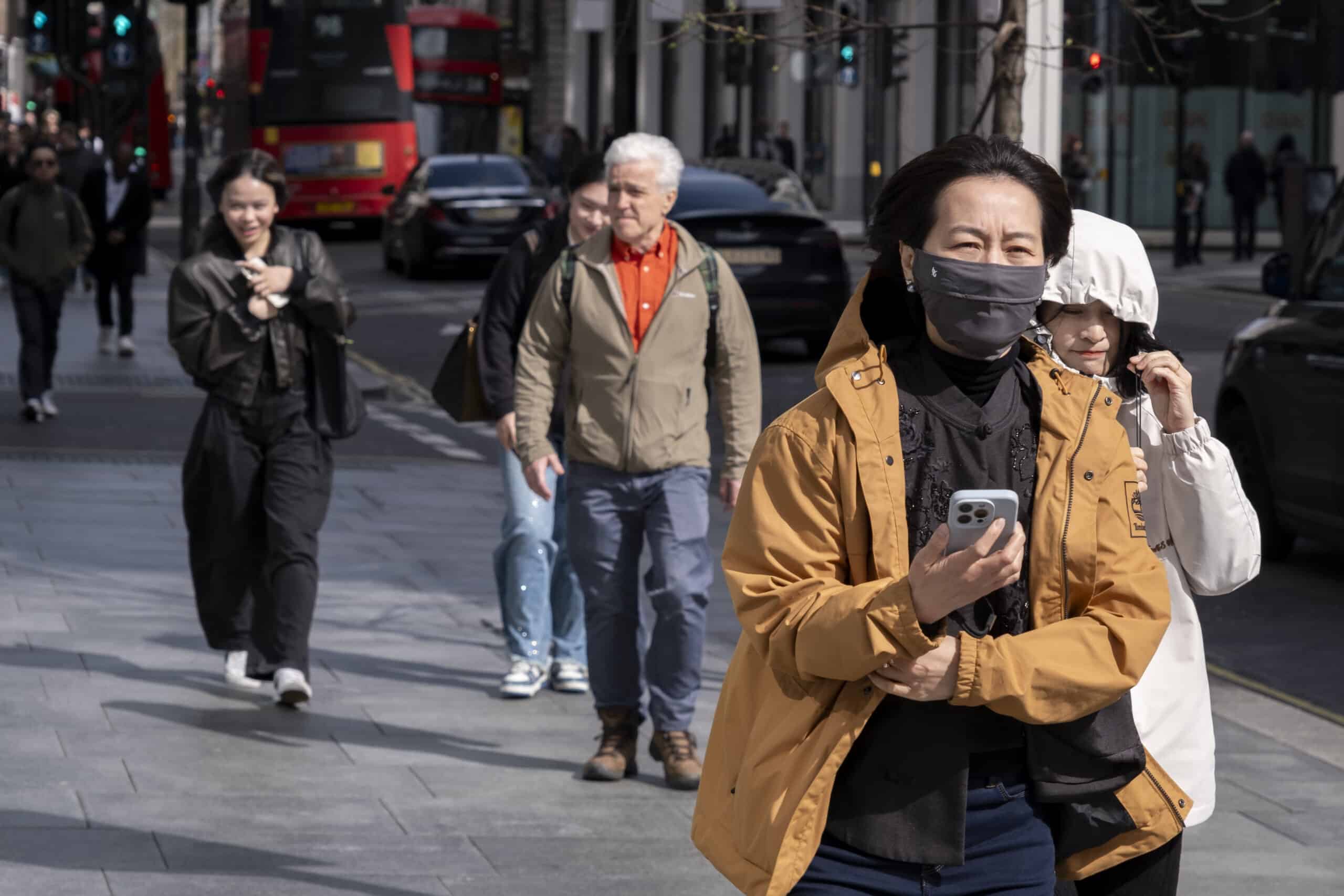 107417063 1716200087245 Gettyimages 2147826973 20240407 Face Mask 001 Scaled